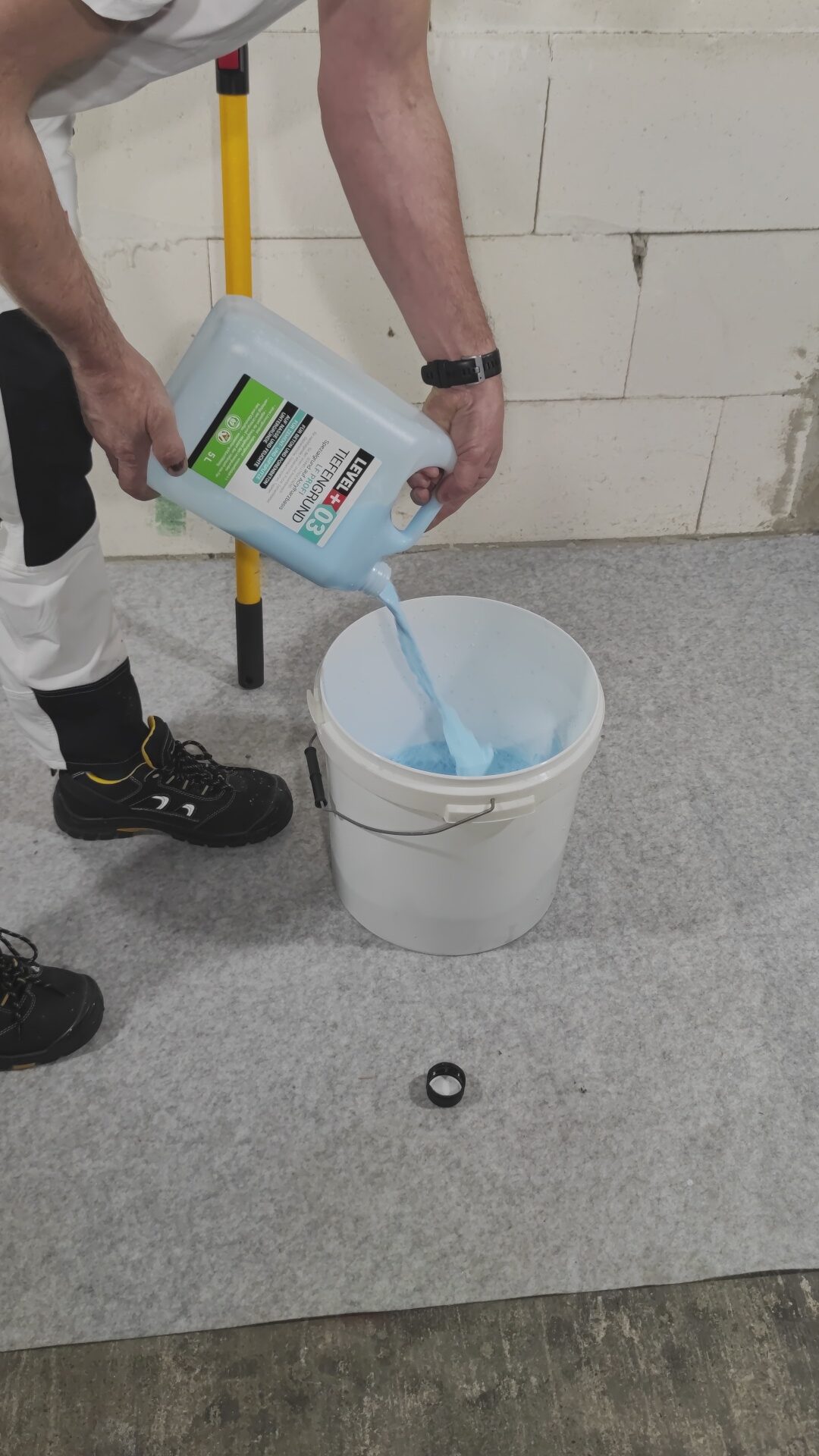 Grunt Głębokopenetrujący LEVEL+ 5L Profesjonalny podkład Środek gruntujący Szybkoschnący Rozcieńczenie 1:1 L+03 - obrazek 4