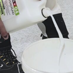 Środek gruntujący Uniwersalny podkład 3L Bezrozpuszalnikowy Grunt LEVEL+ Pod farby tapety Zaprawy cementowe Kleje do płytek L+04