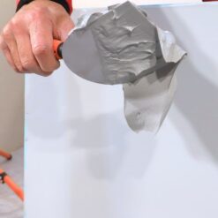 Folia w płynie do wnętrz LEVEL+ Hydroizolacja łazienki 7Kg elastyczna izolacja L+08