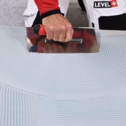 Folia w płynie do wnętrz LEVEL+ Hydroizolacja łazienki 7Kg elastyczna izolacja L+08