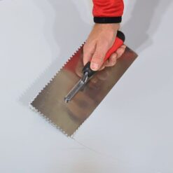 Folia w płynie do wnętrz LEVEL+ Hydroizolacja łazienki 7Kg elastyczna izolacja L+08