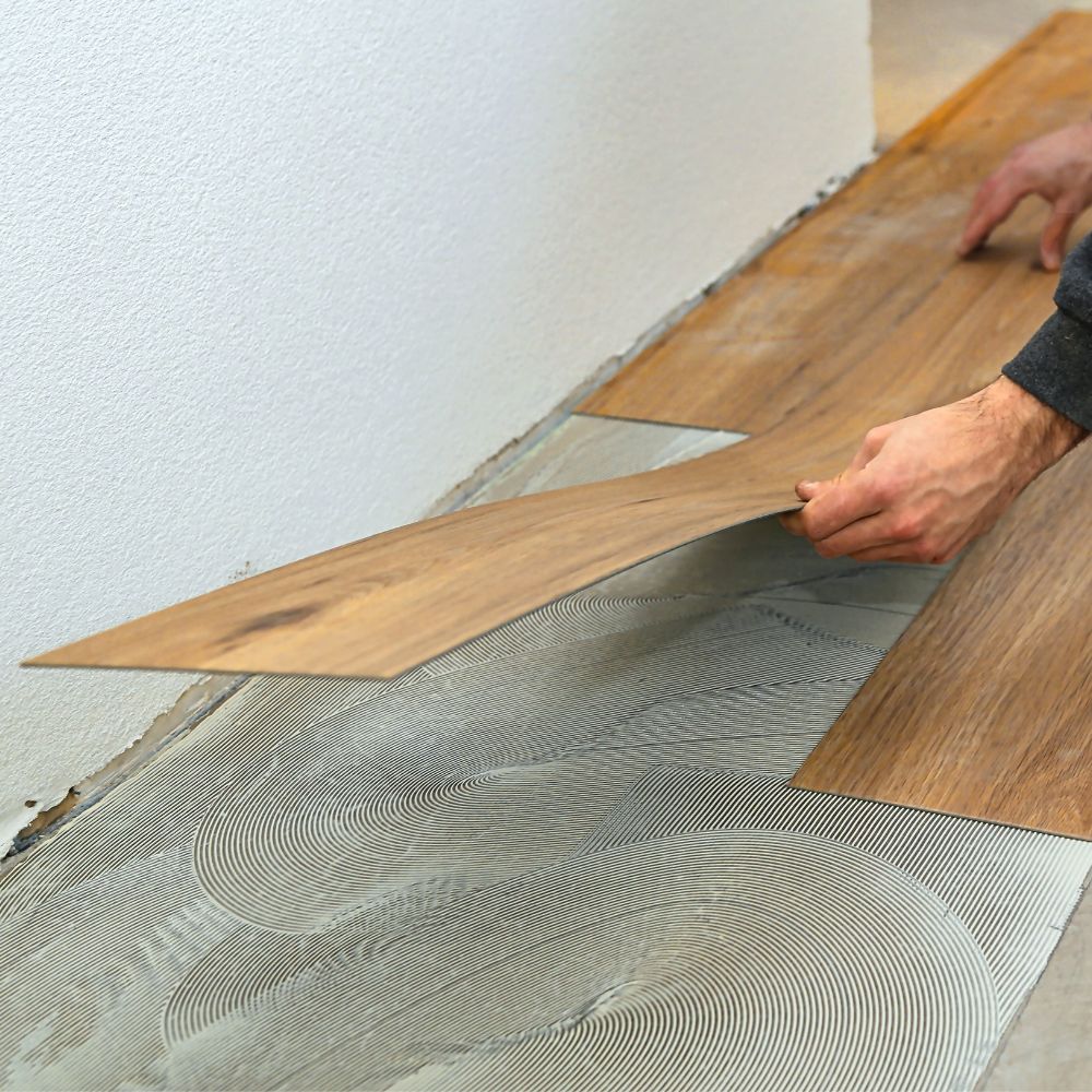 LEVEL+ Klej winylowy PVC LVT CV Panele Dywan Klej elastyczny Szybkie wiązanie VINYLKLEBER L+26 18kg + Paca trójkąt - obrazek 8