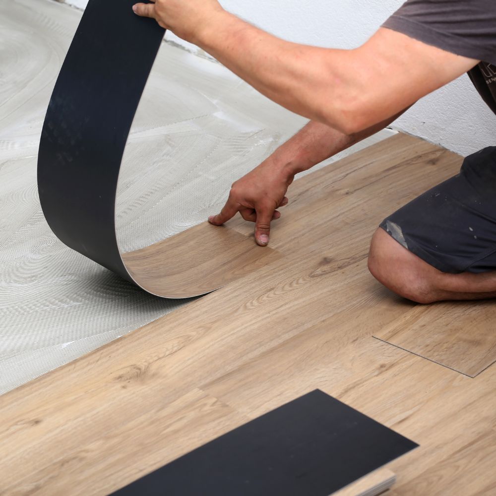 LEVEL+ Klej winylowy PVC LVT CV Panele Dywan Klej elastyczny Szybkie wiązanie VINYLKLEBER L+26 18kg + Paca trójkąt - obrazek 9