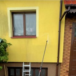 LEVEL+ Środek do czyszczenia elewacji, dachów i bruku z glonów, mchu i pleśni natychmiast z ochroną metalu L+72 - 30KG