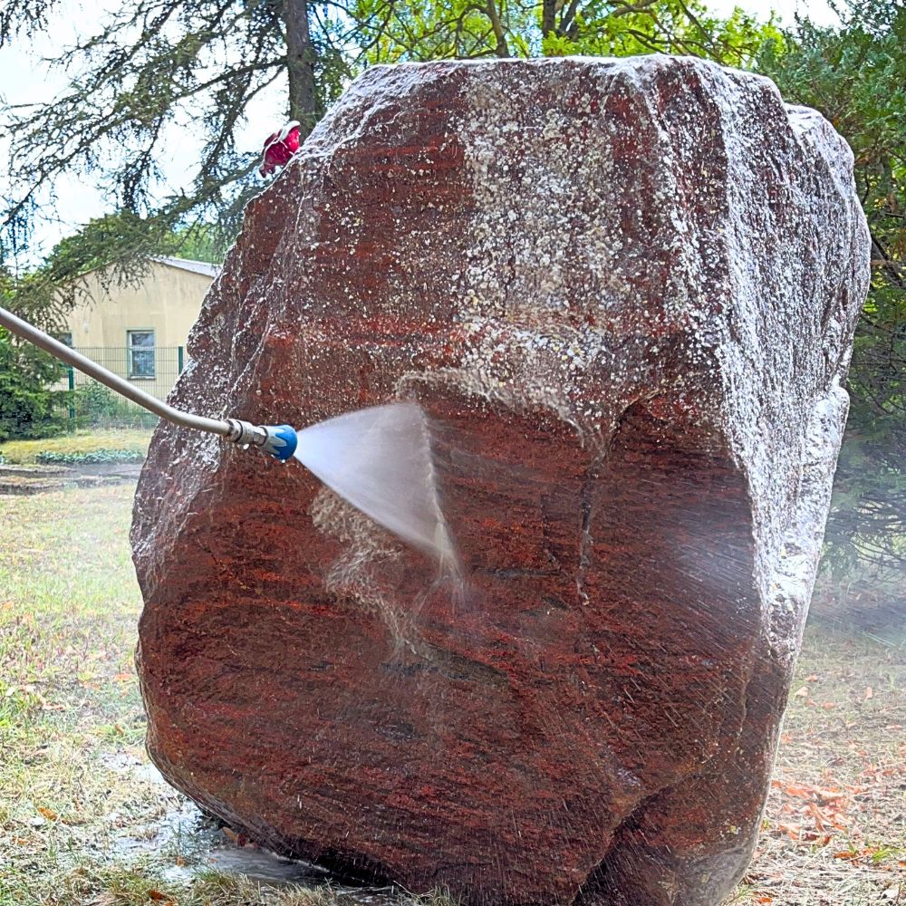 LEVEL+ Środek do czyszczenia elewacji, dachów i bruku z glonów, mchu i pleśni natychmiast z ochroną metalu L+72 - 30KG - obrazek 11