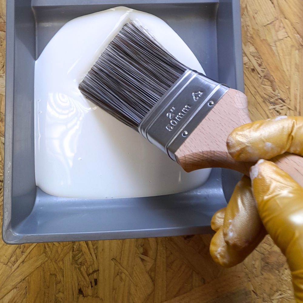 Emalia akrylowa 2,2L LuxDecor Lakier do metalu i drewna Połysk (08) Schwarzer Diamant/Czarny diament - obrazek 9